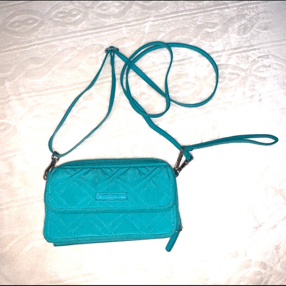 Vera Bradley Handbags - Vera Bradley wallet/purse